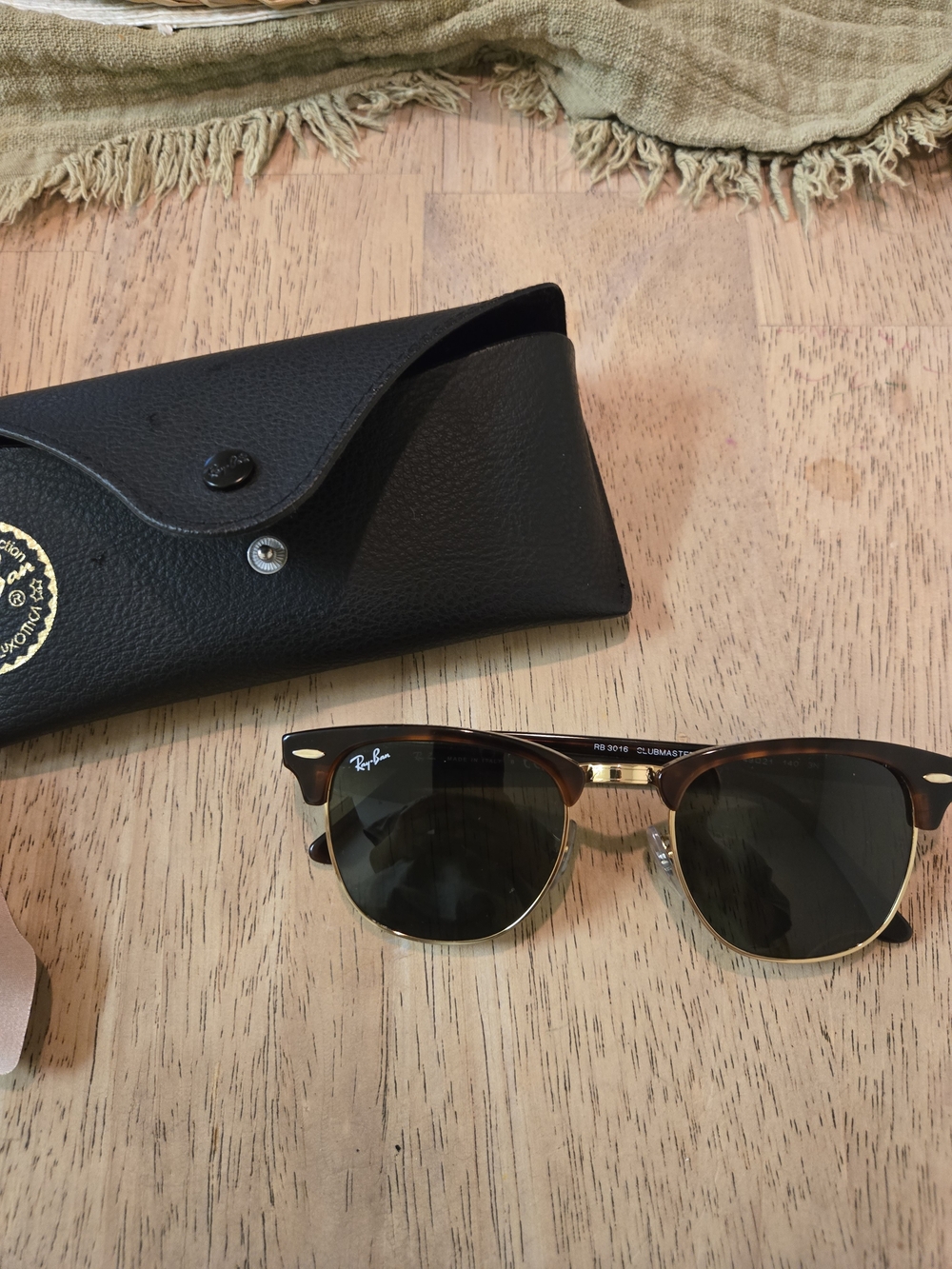 Ray-Ban Clubmaster Sunglasses 49 Small Frame